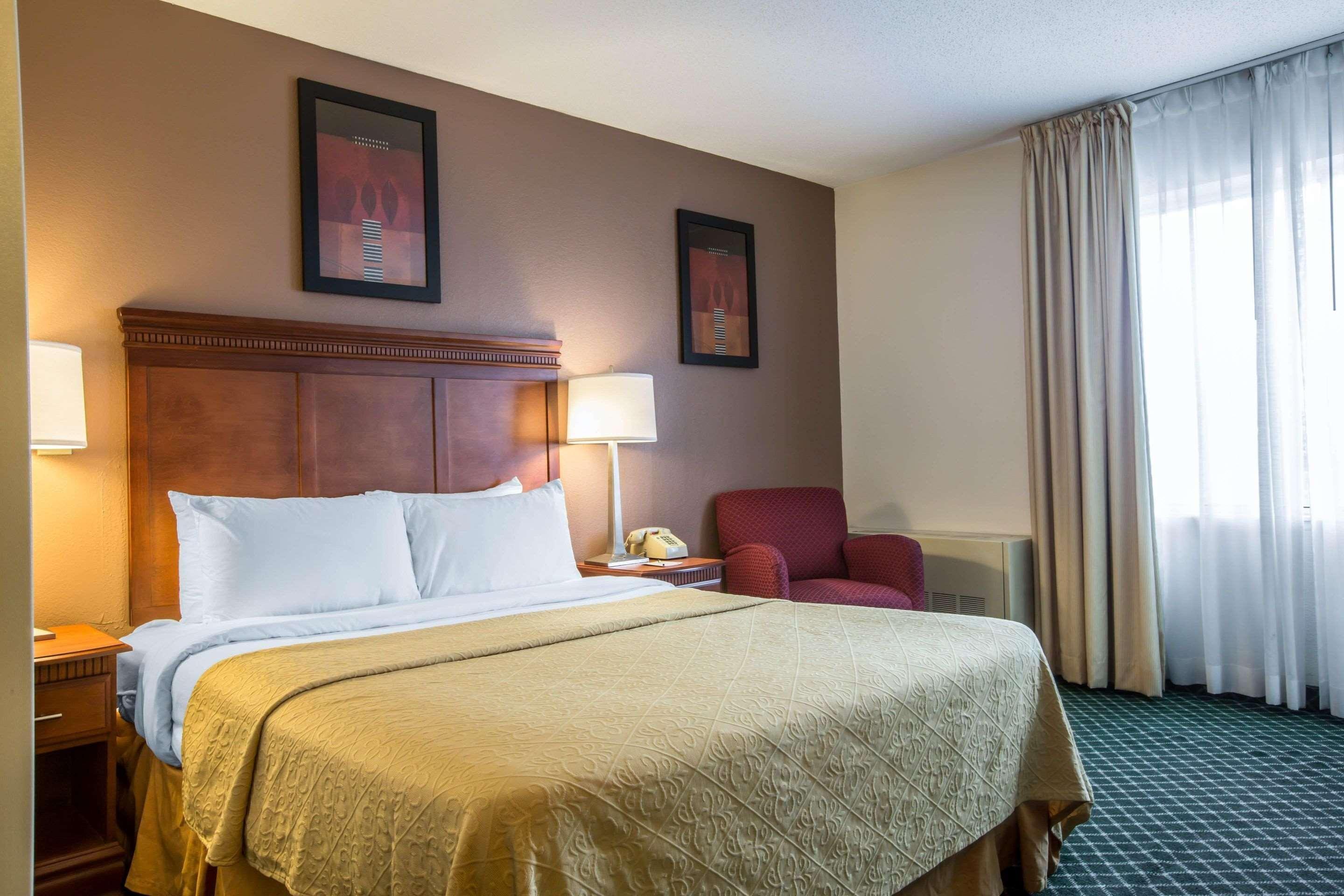 Quality Inn Colchester - Burlington Exteriér fotografie