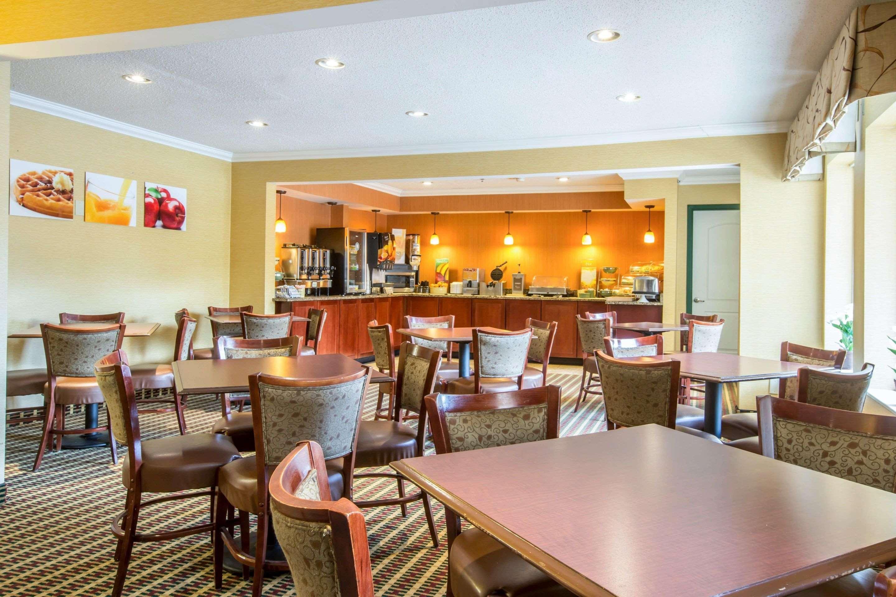 Quality Inn Colchester - Burlington Exteriér fotografie