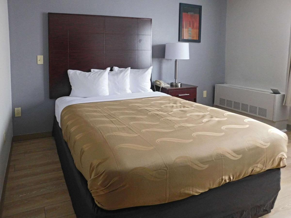 Quality Inn Colchester - Burlington Exteriér fotografie