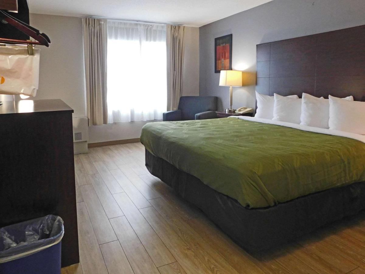Quality Inn Colchester - Burlington Exteriér fotografie
