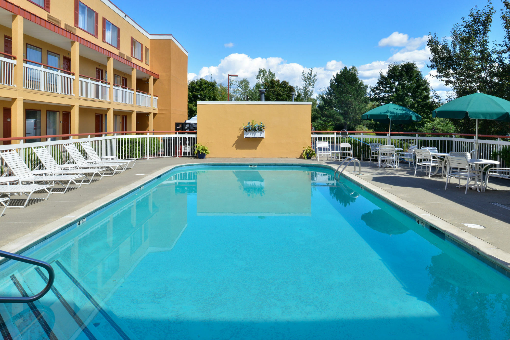 Quality Inn Colchester - Burlington Exteriér fotografie